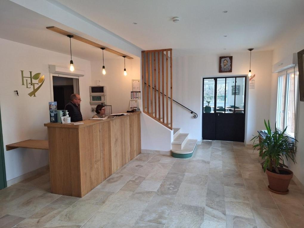 Logis Hotel Les Tilleuls Bruere-Allichamps Экстерьер фото